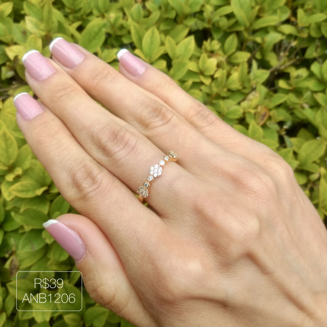 Anel 3 Flores Cravejadas Cristal Dourado